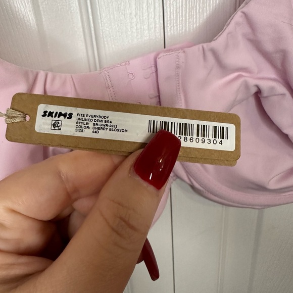 SKIMS Fits Everybody Unlined Demi Bra Sz.44D Cherry Blossom - Picture 3 of 4